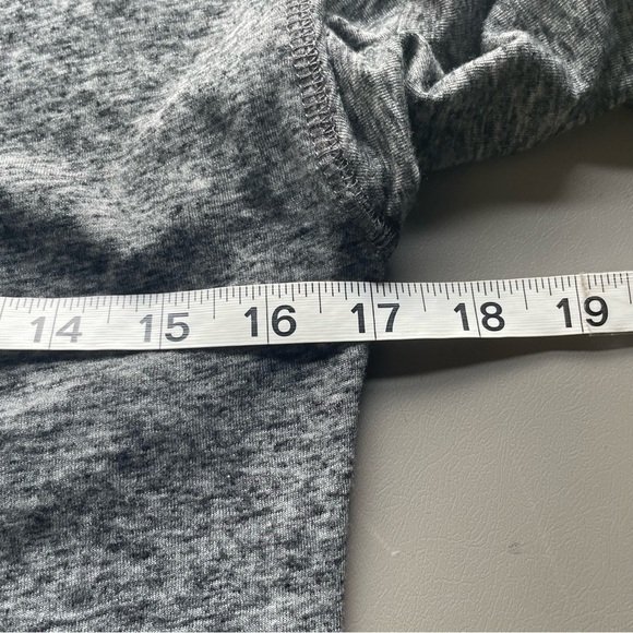 Z by Zella Gray Long Sleeve Open Back Top – XS - Picture 8 of 9